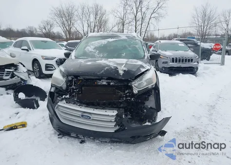 2018 Ford Escape Se z USA, uszkodzony, nr VIN 1FMCU0GD5JUA43393
